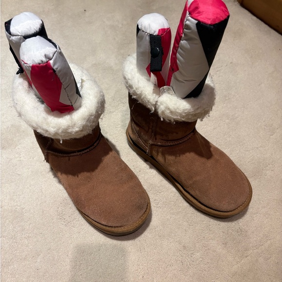 Emu Shoes - EMU Brown Suede Boots with White wool Lining